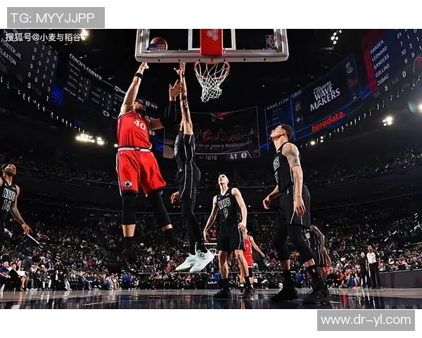 竞赛观感太糟糕了!快船内线支柱的下滑起伏显着偏大了一些?